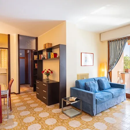 Apartment Guesthost - Bright Seaview In Sanremo