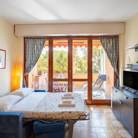 Guesthost - Bright Seaview In سانريمو