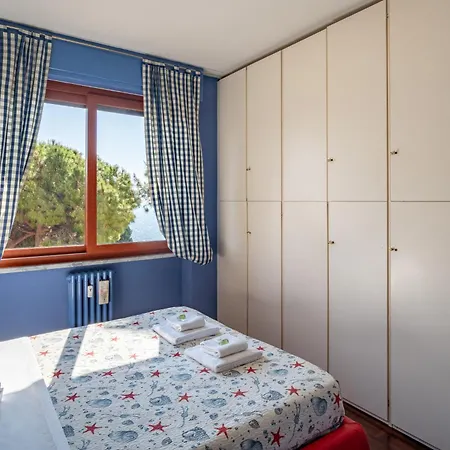 Guesthost - Bright Seaview In شقة