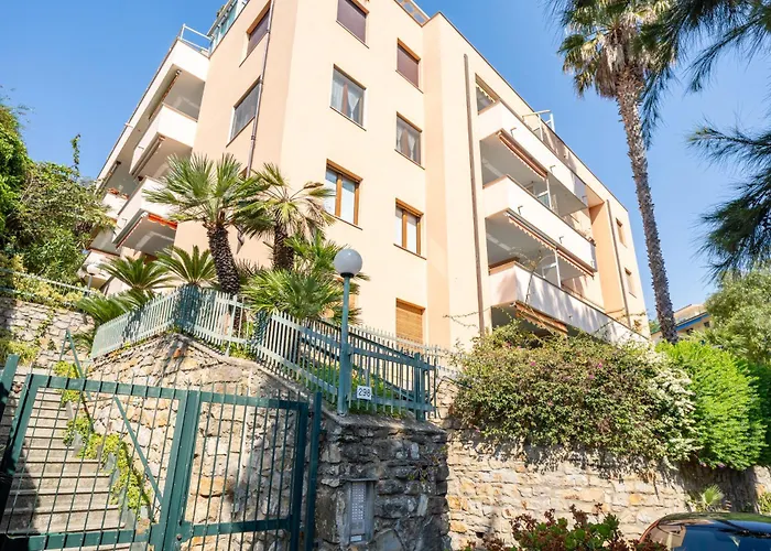 Guesthost - Bright Seaview In Sanremo